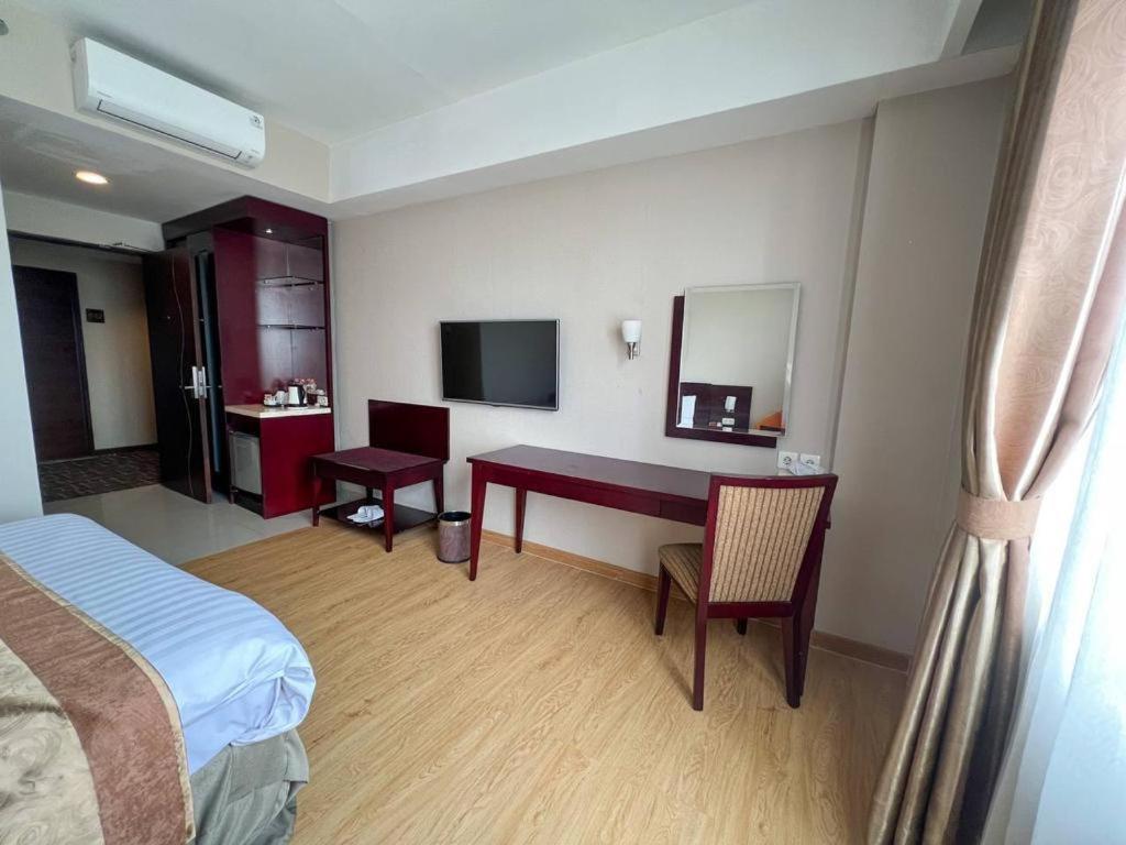 Asialink Premier Karawang Exteriér fotografie